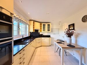 Photo 10- click for photo gallery